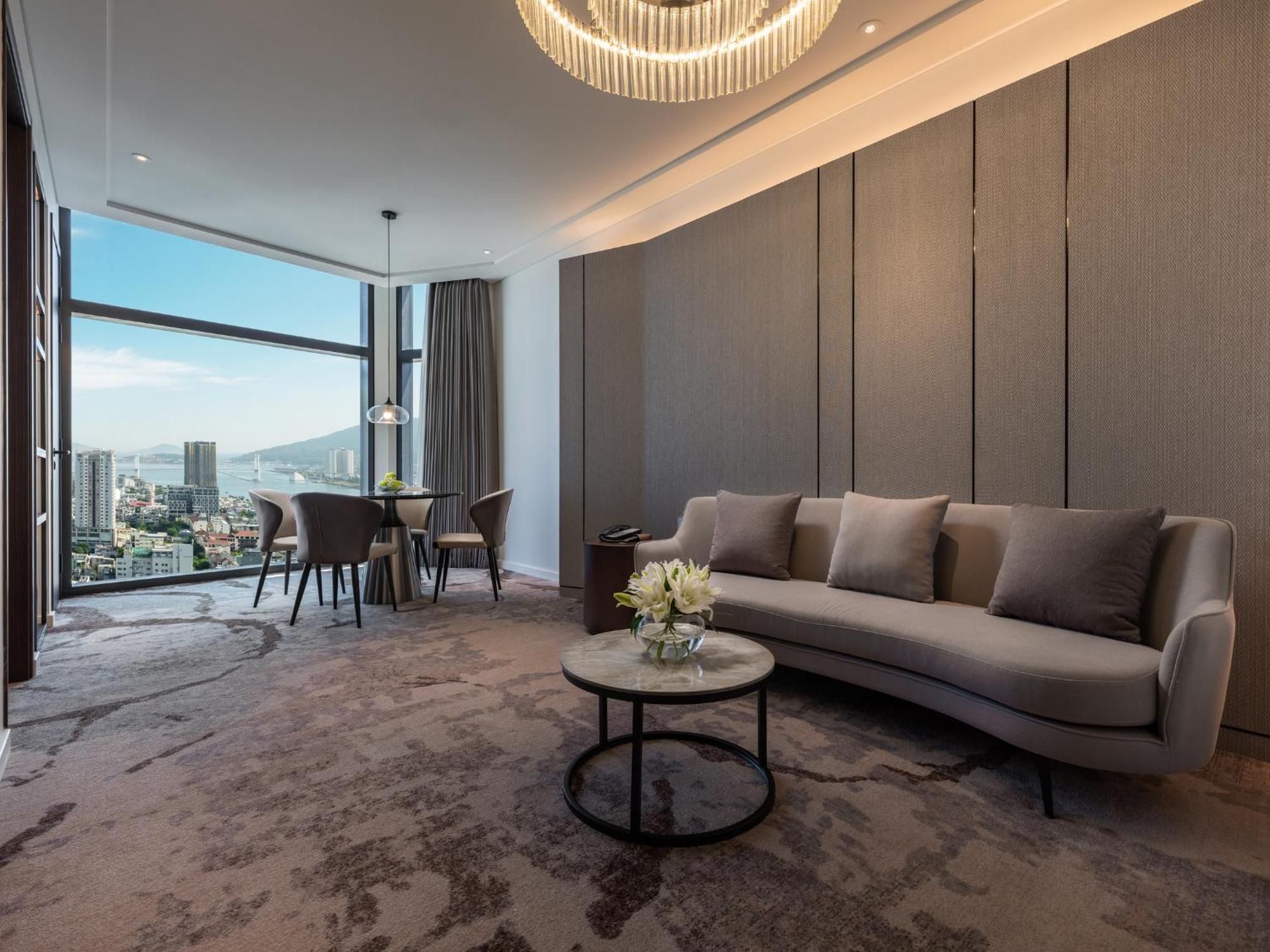 Crowne Plaza Danang City Centre By Ihg Eksteriør billede